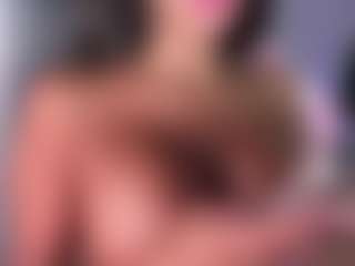 AisHhaFerrari's Live Sex Cam Show