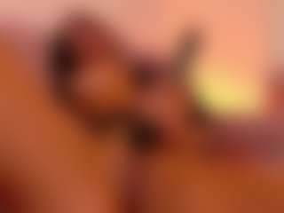 AisHhaFerrari's Live Sex Cam Show