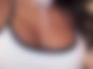 Aishha Ferrari's Live Sex Cam Show