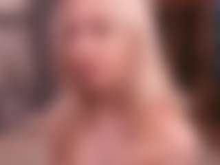 Live cam show with FannyAbner - Blue Eyes on fuck-show.com