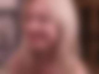 Live cam show with FannyAbner - Joi on makecum.org