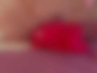 Live cam show with Ahlya - Ebony on AdultVida.com | colombia