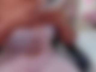 Live cam show with Ahlya - Thick on madthumbs