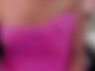 Live cam show with Ahlya - Thick on madthumbs