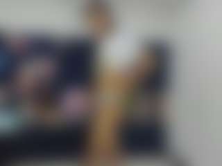 Live cam show with Aisha-Rx - Average on SpankPalCams