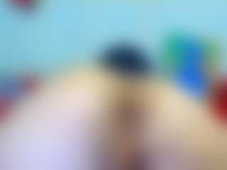 Live cam show with damian77Dam - Smoking on Dolls Live