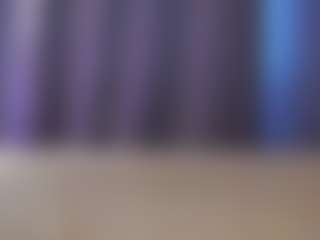 Live cam show with MoireFulford - Normal on SpunkLive
