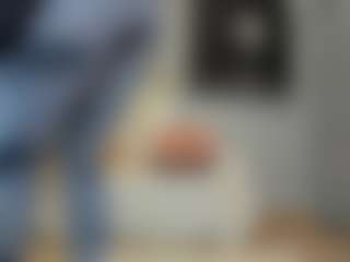 Reina-Cummingss's Live Sex Cam Show