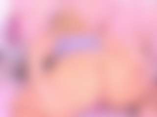 Samanta MILF webcam performer live streaming