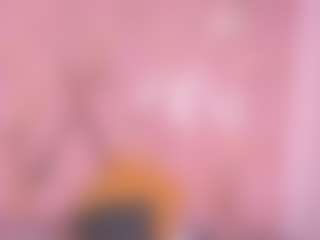 Samanta MILF webcam performer live streaming