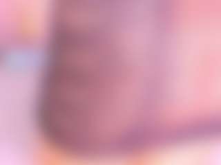 Live cam show with Samanta - Fingering MILF on Camsoda