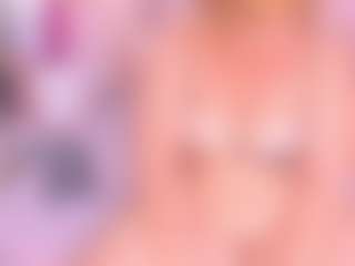 Live cam show with Samanta - Blonde Hair Curvy on Camsoda