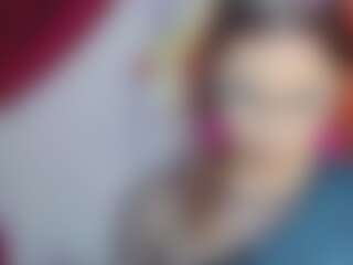 Live cam show with AuroraStartrain - Hazel Eyes on xDating