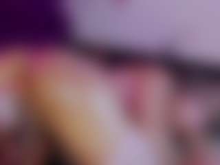 Live cam show with Daliana-Gounbolt - Tease on CamwithHer