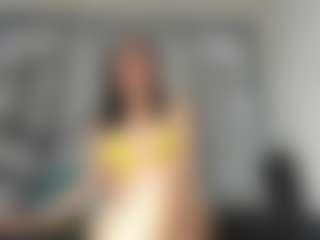 Live cam show with PerlaJohnsonRs - Deepthroat on TeamSkeetLive