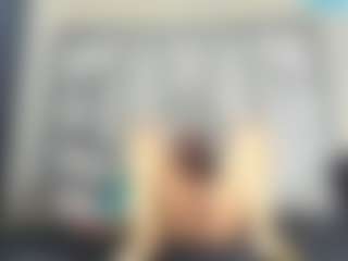 PerlaJohnsonRs's Live Sex Cam Show