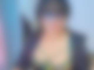 Show de cam en vivo con anirissoo - Athletic Brown Eyes en Camsoda