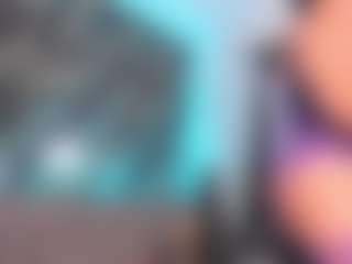 Spettacolo in cam dal vivo con Kattysoto - Spank su Camsoda