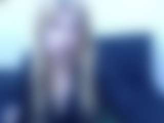 Live cam show with dulce-bella17 - Striptease on TeamSkeetLive