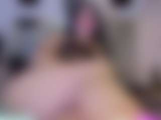 Karen-Rosee's Live Sex Cam Show