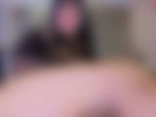 Live cam show with Karen-Rosee - Brown Eyes on Camsoda