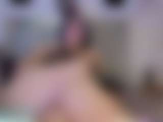 Live cam show with Karen-Rosee - Black Hair on galaxygirlnitro.com