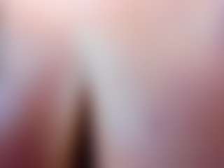 Live cam show with Stefanyhot__ - Rubia on live.xheat.ai