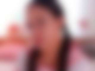 Live cam show with OdelynCurvin - Skinny on sexytreat.net