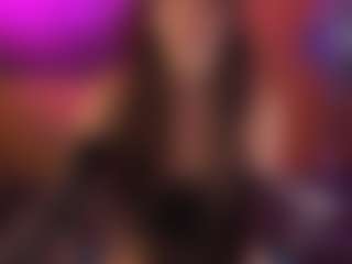 Live cam show with Maeveee - Strip on liverealitysex.com