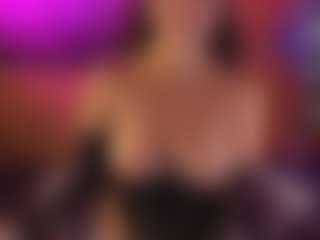 Live cam show with Maeveee - Drinking on SinfulBabes