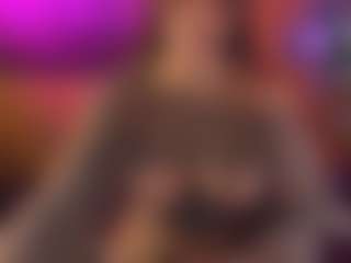 Maeveee's Live Sex Cam Show