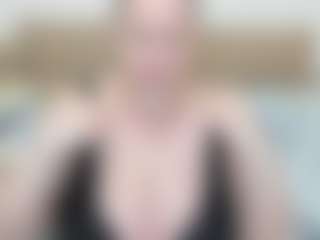 Live cam show with LindseyVibe - Tittyfuck on Soda Cam