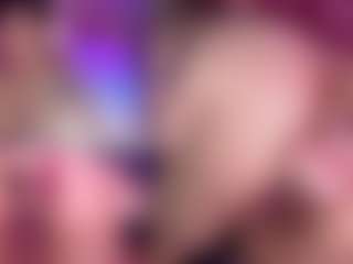 ValentinaGames's Live Sex Cam Show