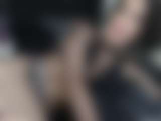 Live cam show with Britanystars - Brown Hair on Gym Cam Girls