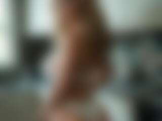 SluttyCeline's Live Sex Cam Show