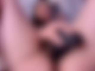 Live cam show with vela kimm - Camel Toe on Pornisteam.com
