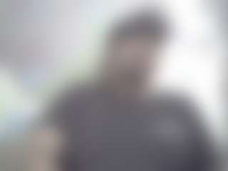 elmonstro690's Live Sex Cam Show