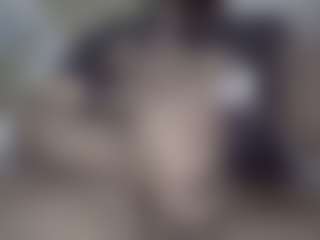 elmonstro690's Live Sex Cam Show