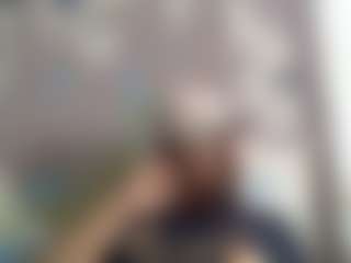 elmonstro690's Live Sex Cam Show