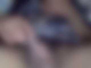 elmonstro690's Live Sex Cam Show