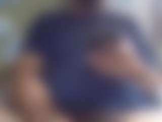 elmonstro690's Live Sex Cam Show
