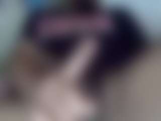 elmonstro690's Live Sex Cam Show