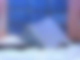 EmilyRoberts9's Live Sex Cam Show