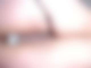 Live cam show with EmilyTrujillo - Blonde Hair on studioflirtlive.com