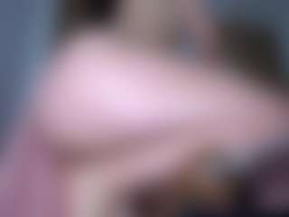 Live cam show with EmilyTrujillo - Thin on Latina Girls