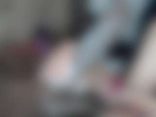 Live cam show with EmilyTrujillo - Latina on WildCum