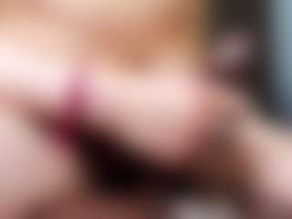 Live cam show with EmilyTrujillo - Butt Plug on crypto-cams