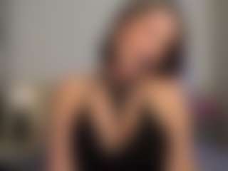 Live cam show with Medea-Queen - Brown Hair on Camsoda