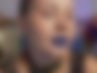 Live-camshow met Medea-Queen - Public op Camsoda