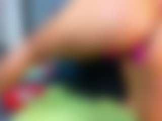 Live cam show with thinsamathagirl - Big Tits Small Tits on Camiplay Live